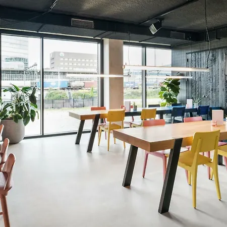 The Social Hub מלון