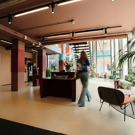 The Social Hub Hotel 4*