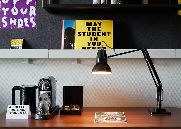 ホテル The Social Hub 4*