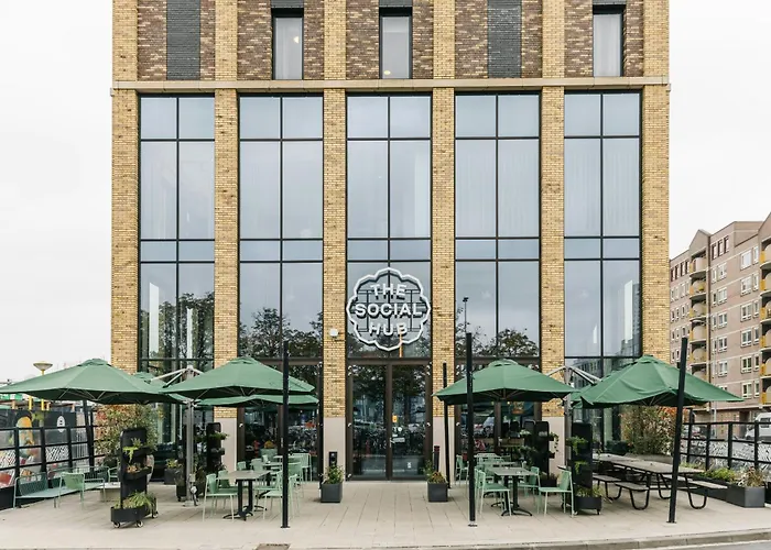 Hotel The Social Hub 4*
