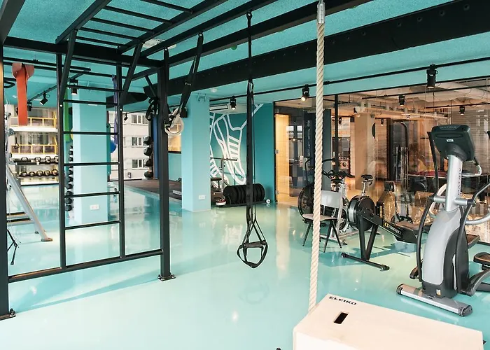 Hotel The Social Hub 4*