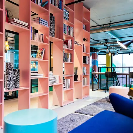 The Social Hub 4* Эйндховен
